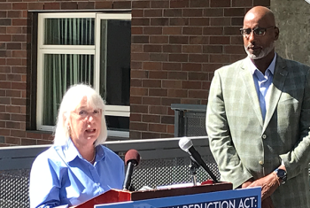 Senator Patty Murray and SHA Executive Director Rod Brandon Senator Patty Murray and SHA Executive Director Rod Brandon