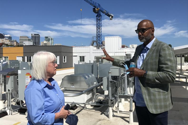 Sen Murray, Rod on roof.JPG