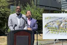 SHA Executive Director Rod Brandon and Mayor Bruce Harrell