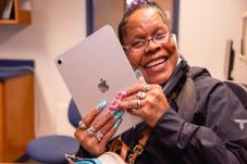 iPad Dist Event 11.16.23 cc-1552.jpg
