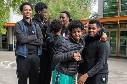 Group of teen boyx standing 